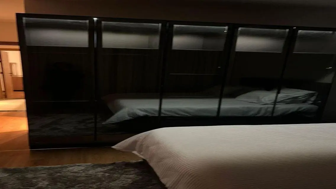 Lake View Luxury Apartment