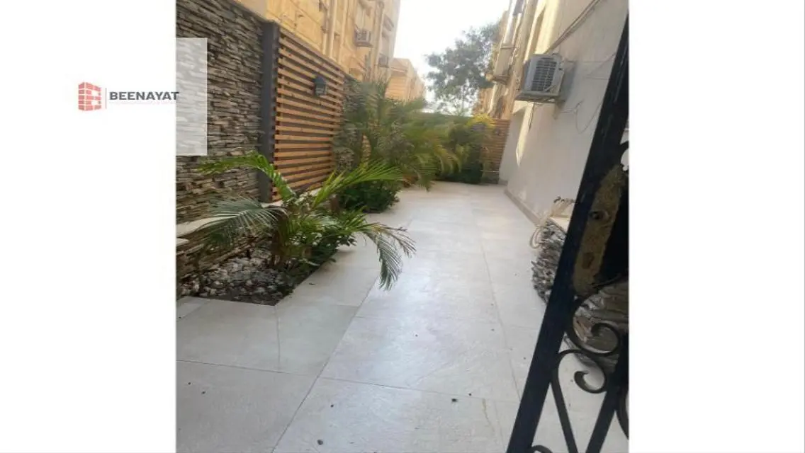 Stunning 400 sqm Apartment for Sale in a Quiet Neighborhood