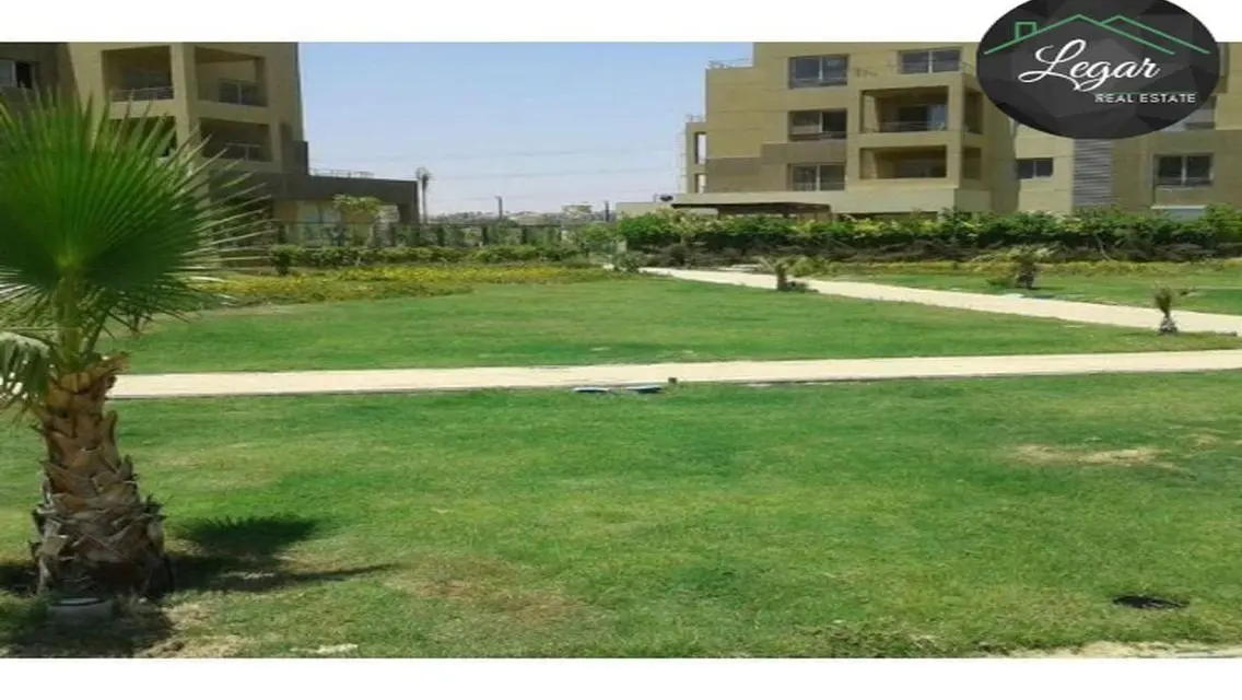 Luxury Apartment in Palm Parks with Premium Amenities