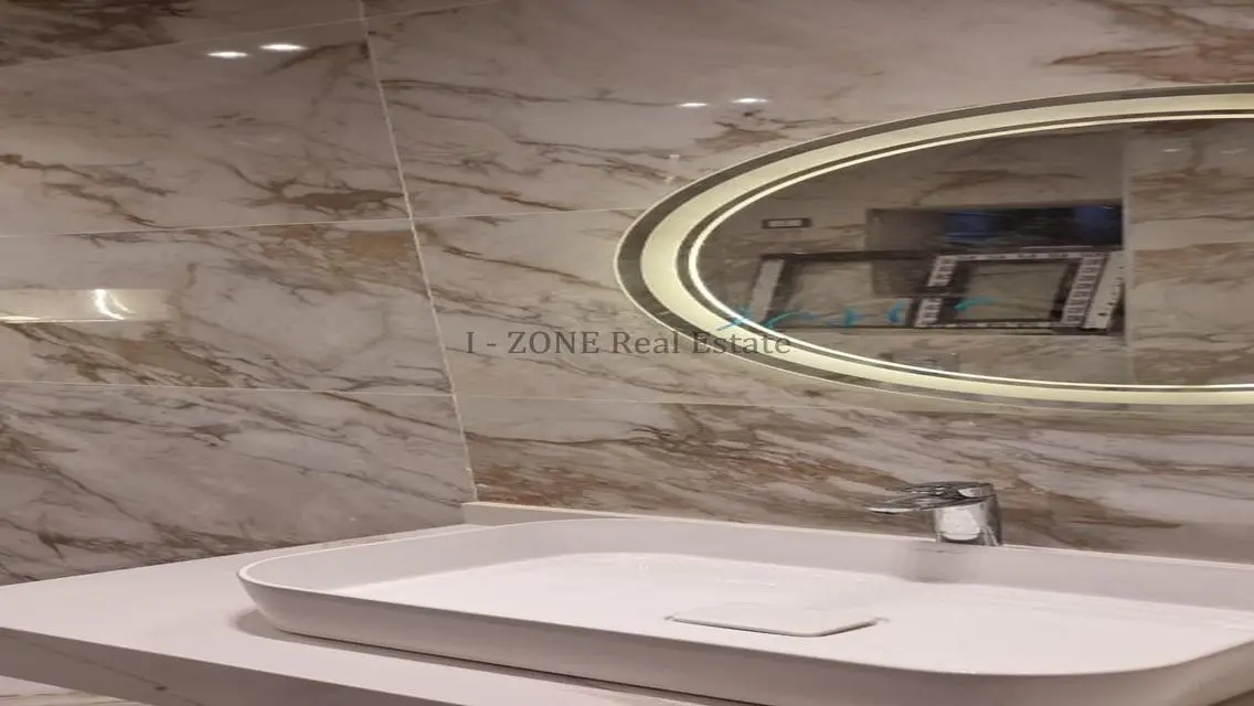 شقة مذهلة للبيع في I-Zone بسعر 55000