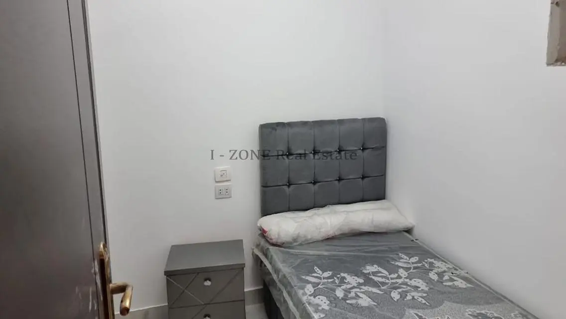 شقة مذهلة للبيع في I-Zone بسعر 55000