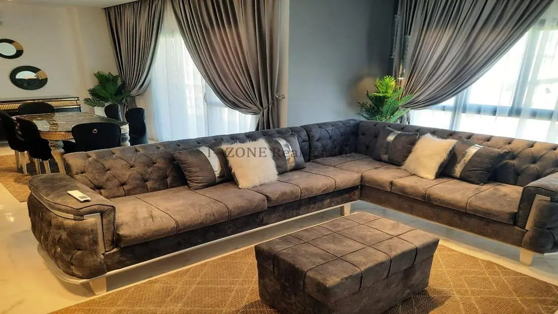 شقة مذهلة للبيع في I-Zone بسعر 55000