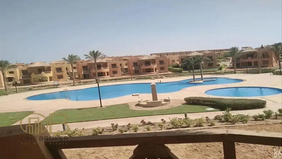 فيلا فاخرة بإطلالة جبلية في العين السخنة