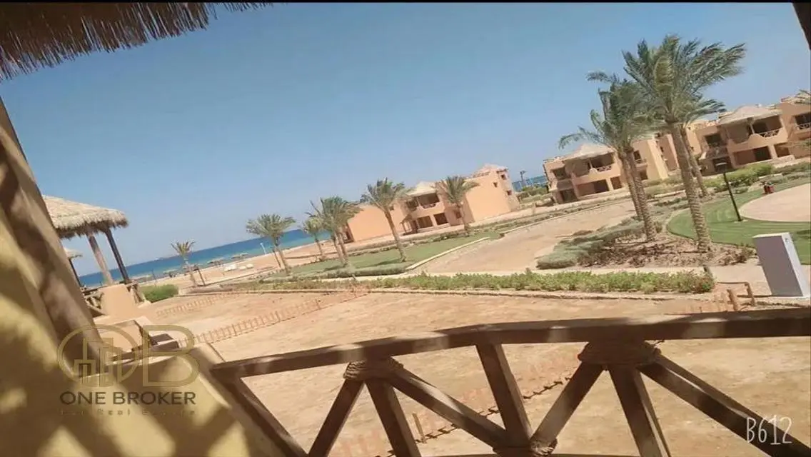 فيلا فاخرة بإطلالة جبلية في العين السخنة