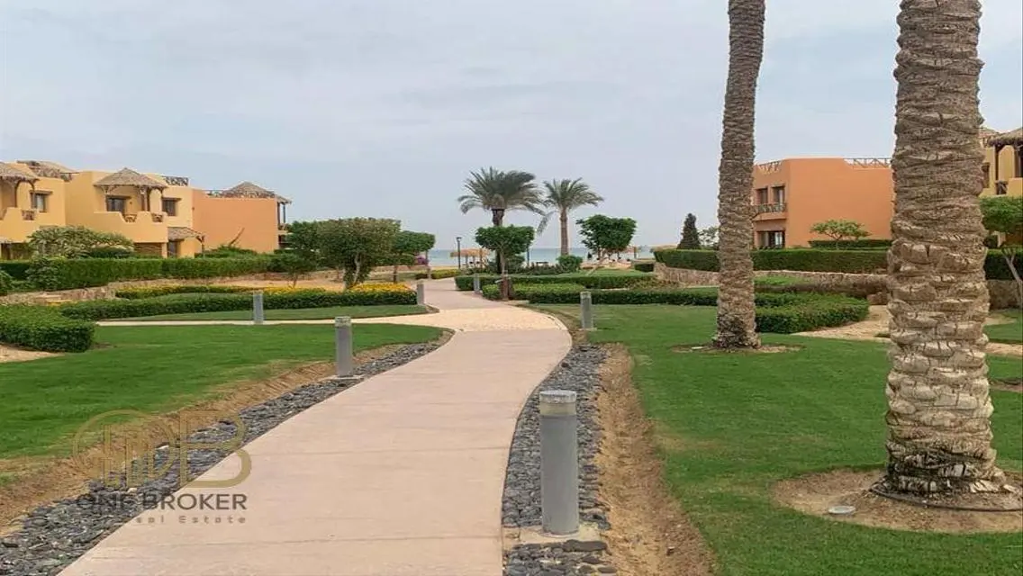 فيلا فاخرة بإطلالة جبلية في العين السخنة