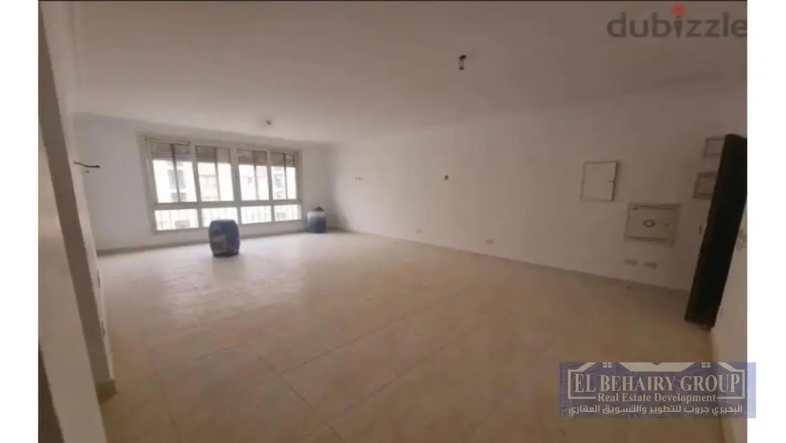 Luxury Apartment in R3