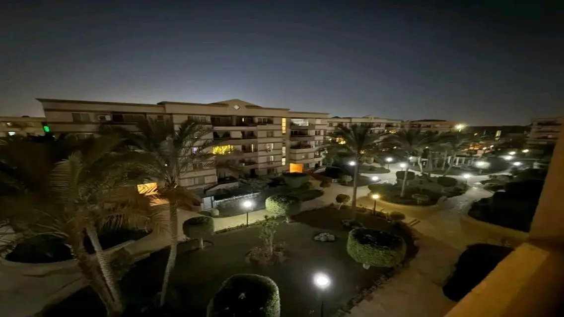 شقة فاخرة للإيجار بـ22000 جنيه