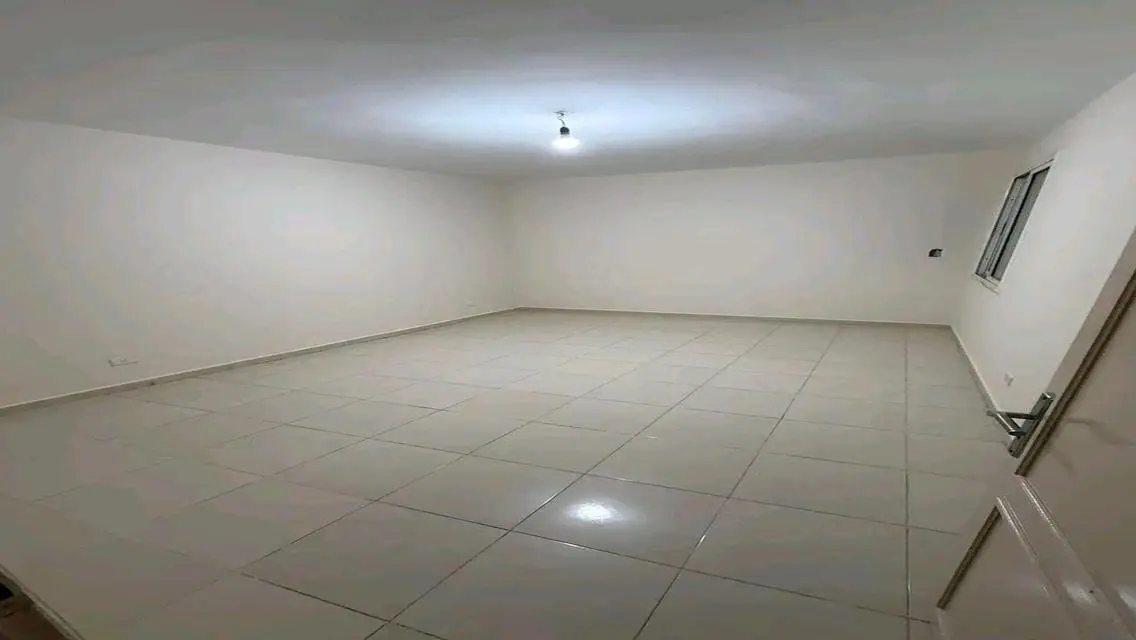 شقة فاخرة للإيجار بـ22000 جنيه