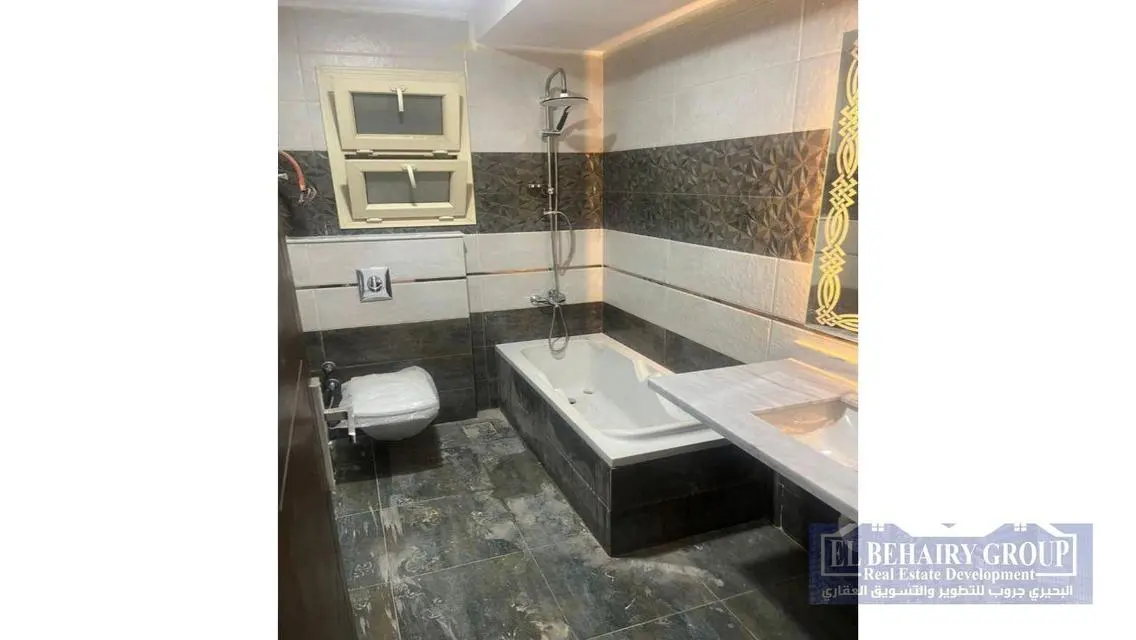 Stunning Apartment for Rent in Golden Square