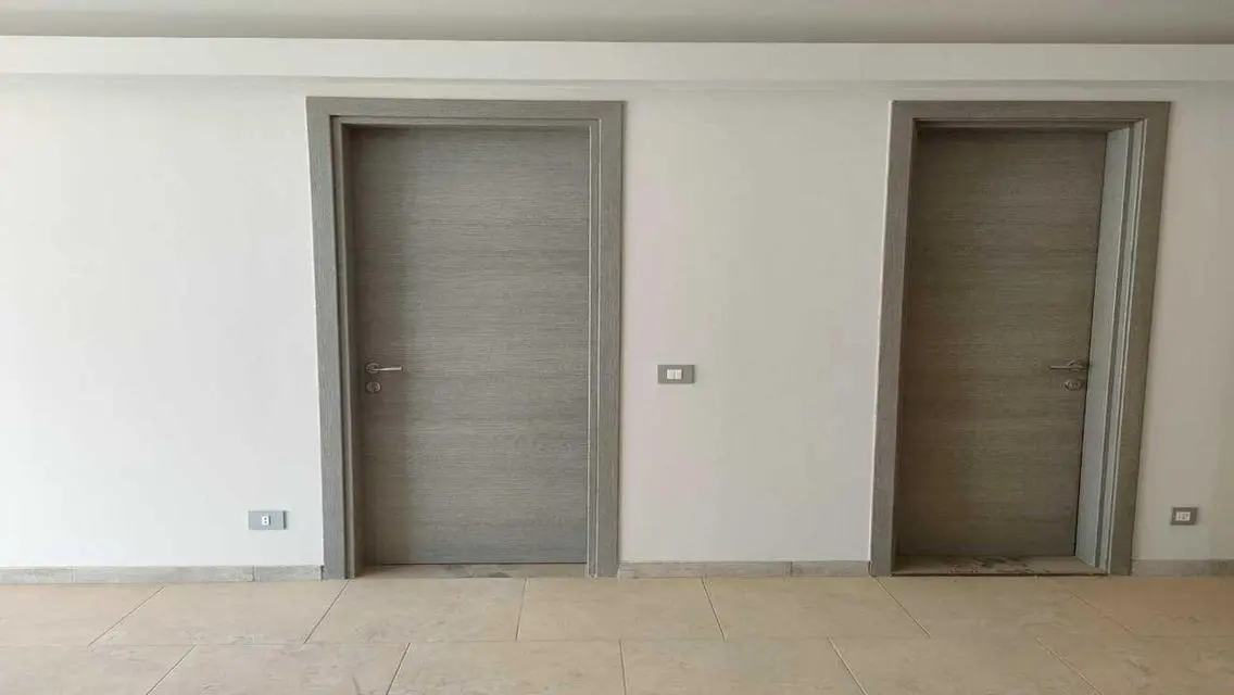Luxury Apartment with 126 m² Space & Security Guard Overlooking a Main Landmark