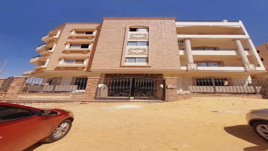 Stunning Apartment for Sale Overlooking a Landmark