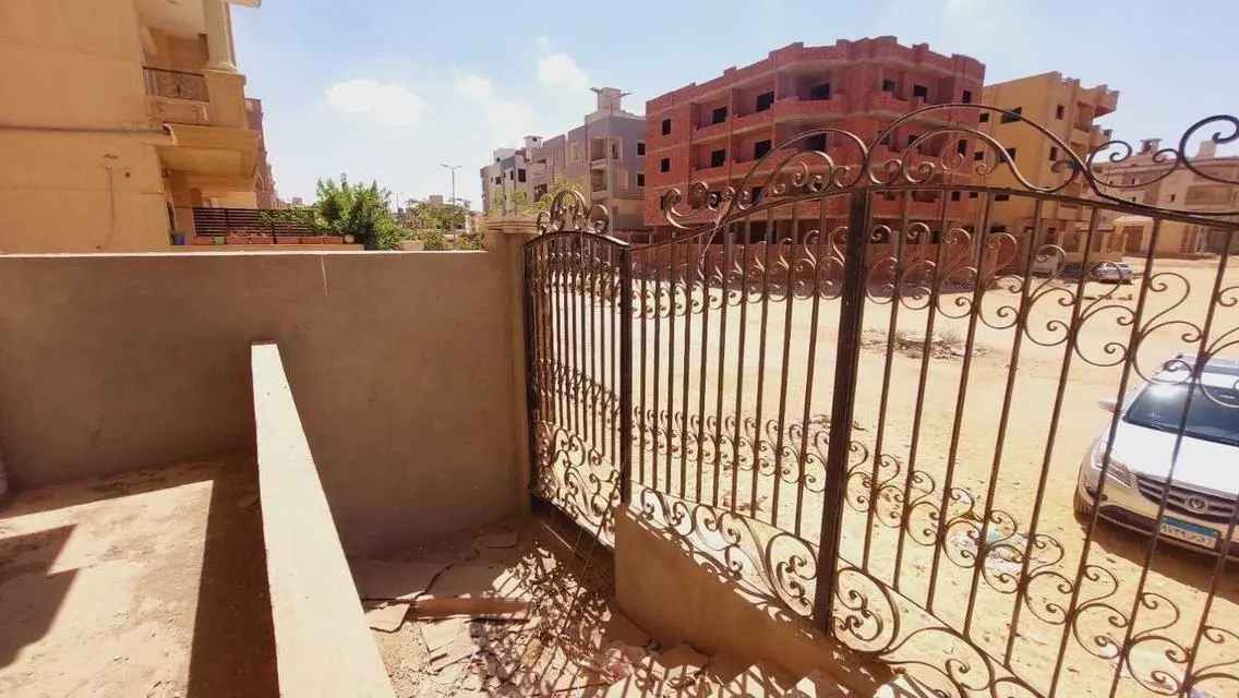Stunning Apartment for Sale Overlooking a Landmark