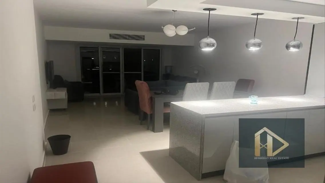 فيلا فاخرة مع مسبح خاص وحديقة