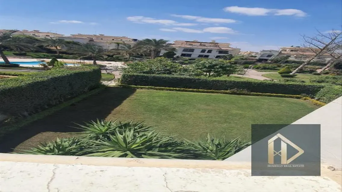 فيلا فاخرة مع مسبح خاص وحديقة