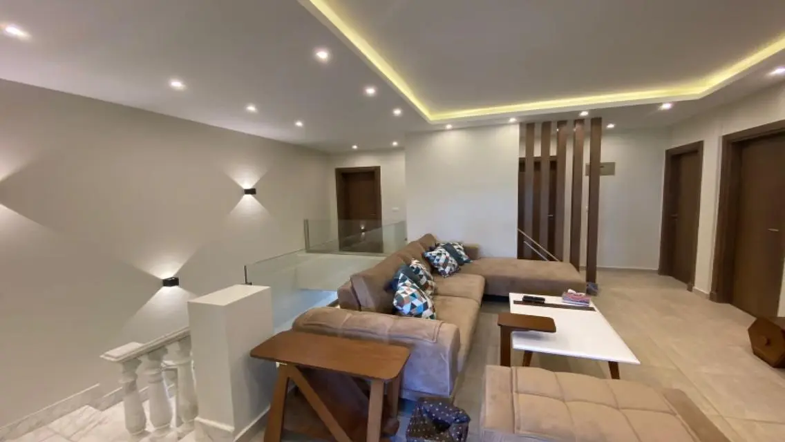 Luxurious Villa for Sale with 600 sqm in Prime Location