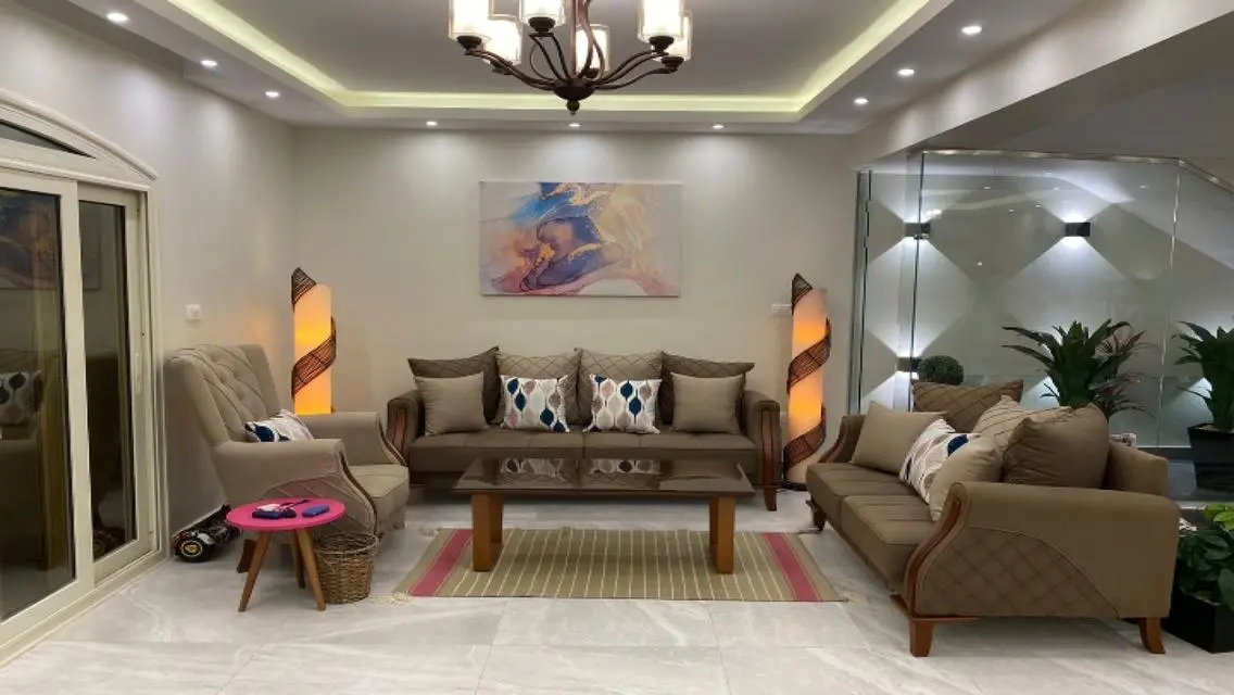 Luxurious Villa for Sale with 600 sqm in Prime Location