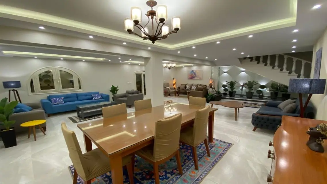 Luxurious Villa for Sale with 600 sqm in Prime Location