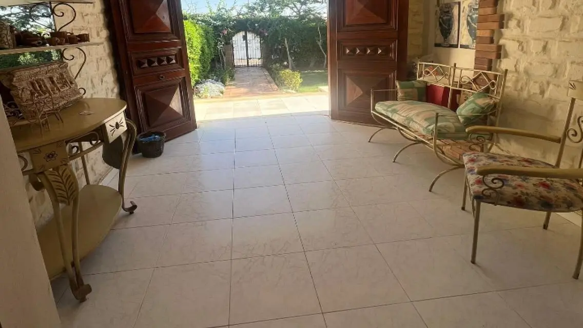 فيلا فاخرة بمساحة 250 متر في أرقى المناطق