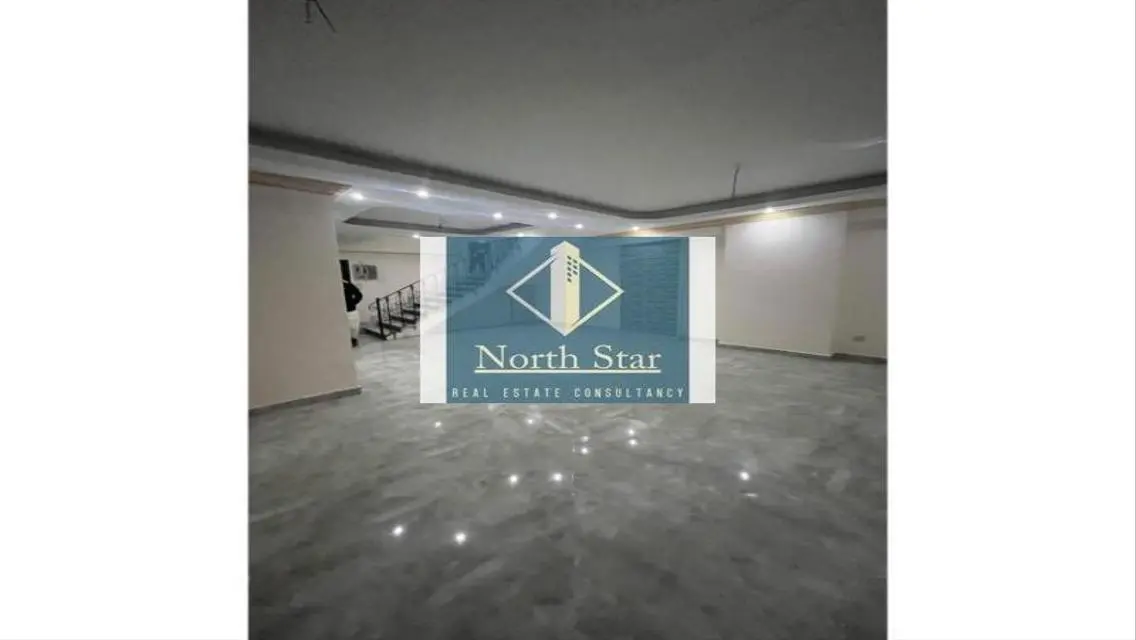 Stylish Office for Rent - 350 Square Meters in the City Center
