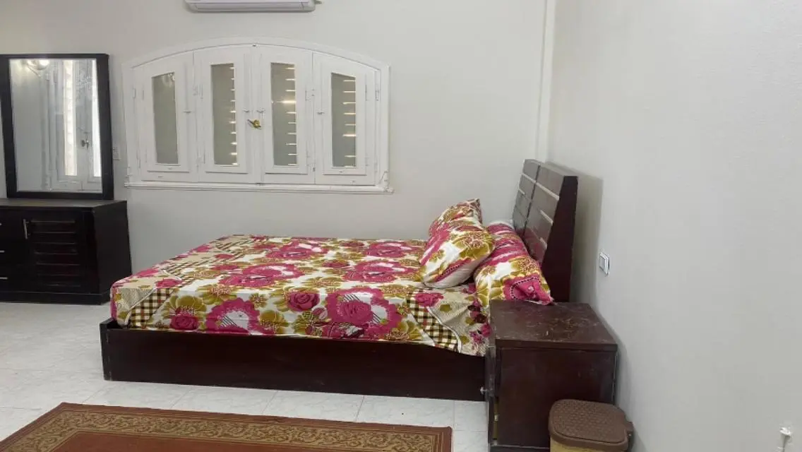شقة فاخرة للبيع مع مناظر رائعة على البحيرات