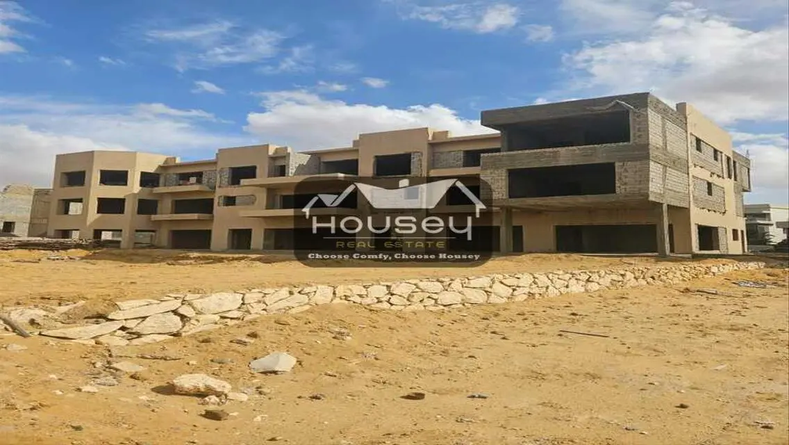 Luxury villa with private garden on 3000 sqm