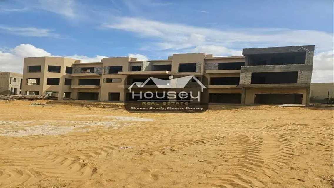 Luxury villa with private garden on 3000 sqm
