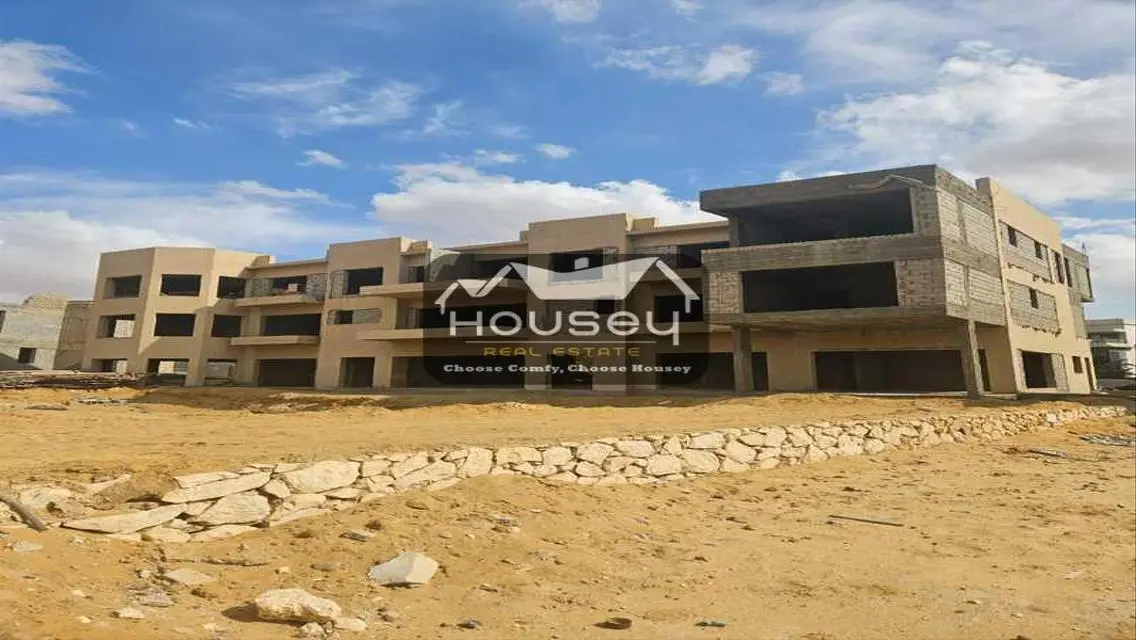 Luxury villa with private garden on 3000 sqm