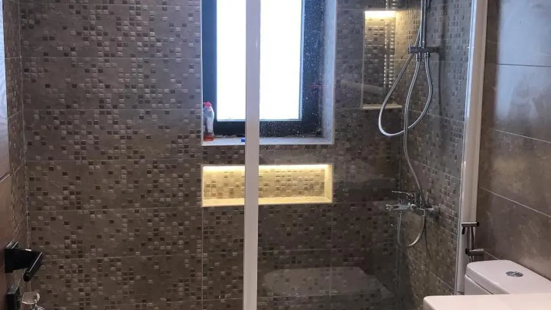 Stunning Lake View Apartment at an Attractive Price