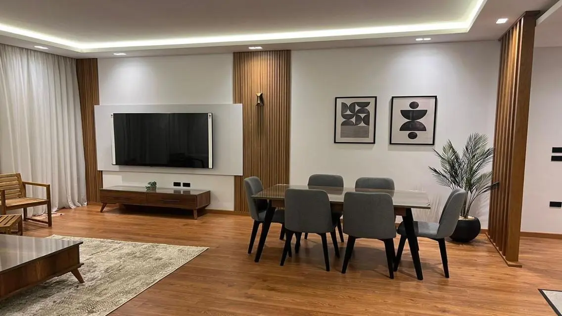 Stunning Lake View Apartment at an Attractive Price