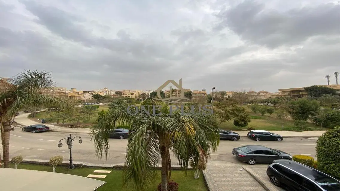 شقة فاخرة 3 غرف نوم للبيع بحي متميز