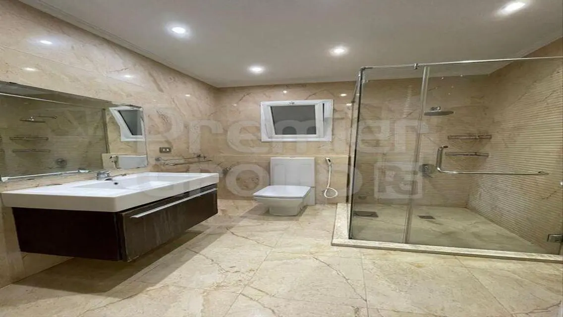 Luxury Apartment for Rent in Prime Location
