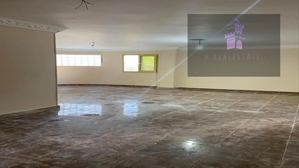 Rental Apartment with 180 Square Meters in Prime Location