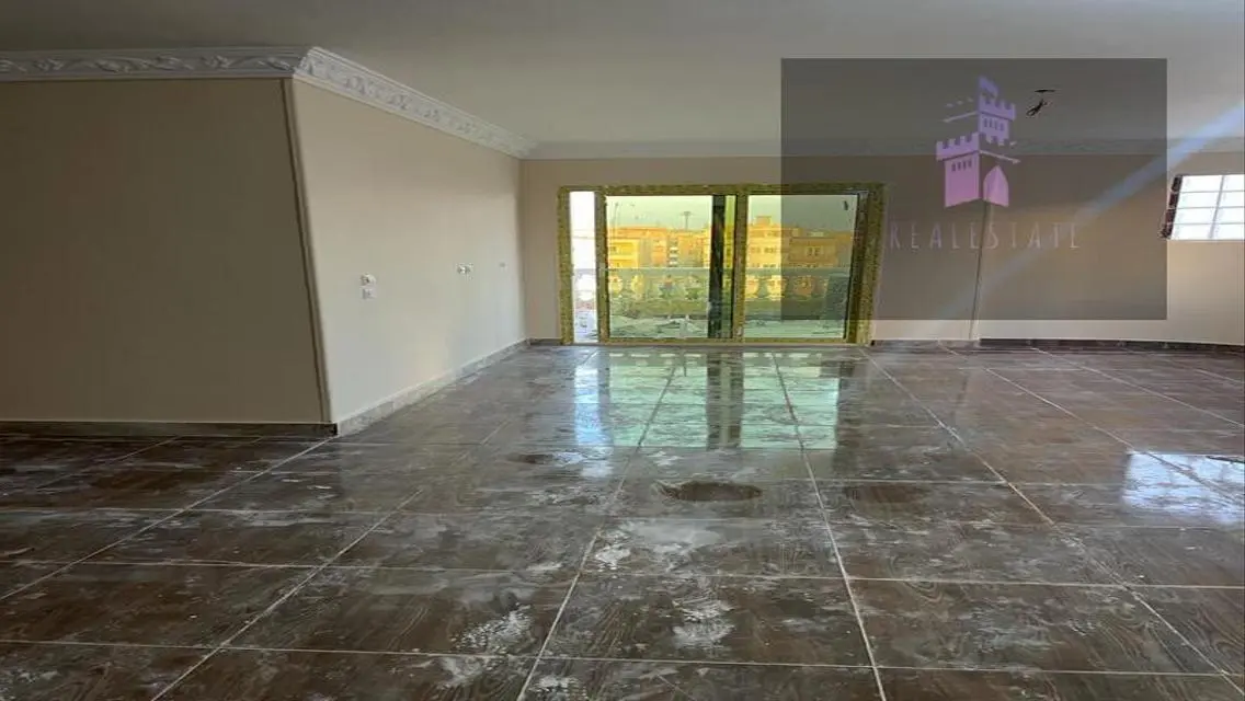 Rental Apartment with 180 Square Meters in Prime Location