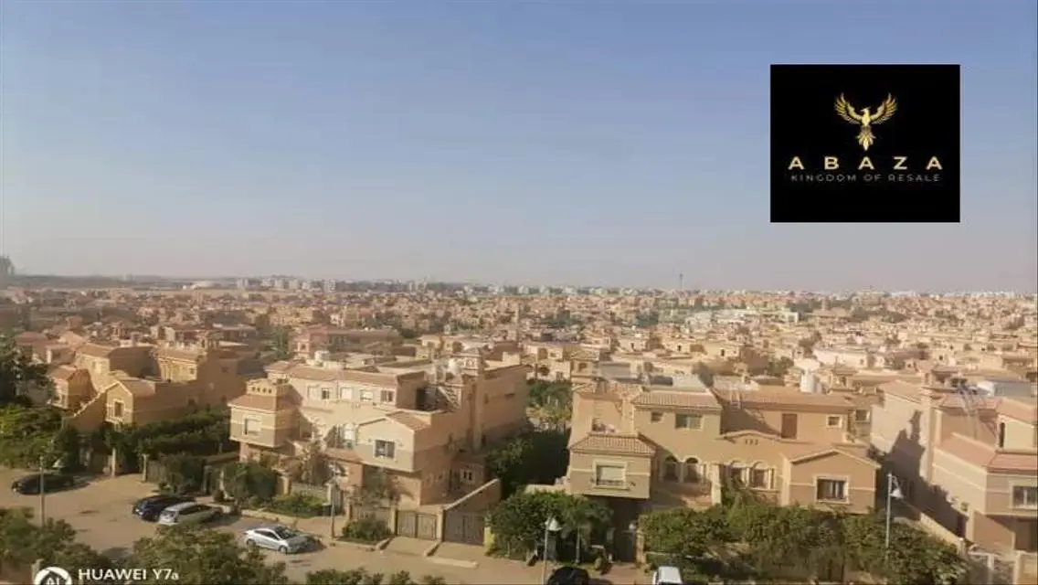 شقة فاخرة للبيع بمساحة 670 متر في قلب المدينة