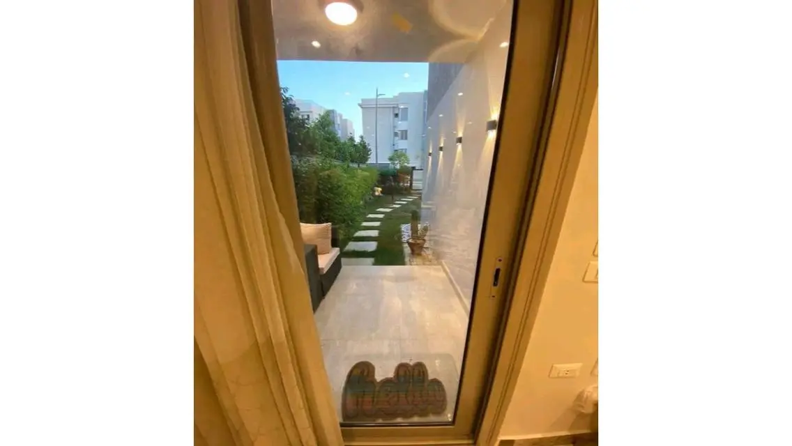 Luxury Villa with 3 Bedrooms for Sale - 160 sqm in a Prime Location