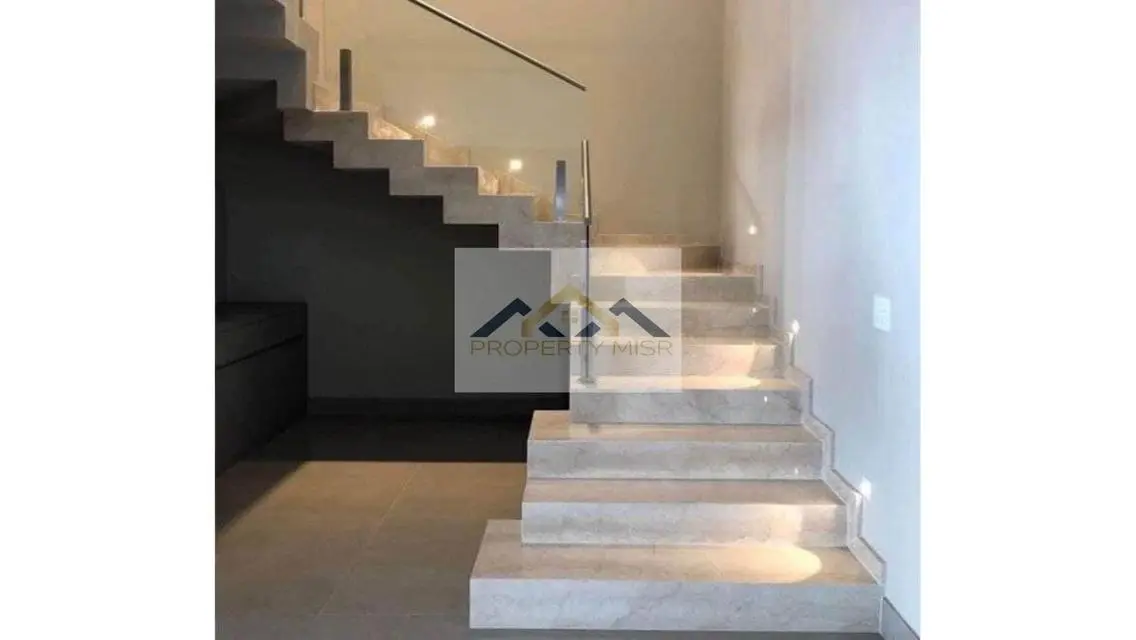 Luxury Villa with 3 Bedrooms for Sale - 160 sqm in a Prime Location