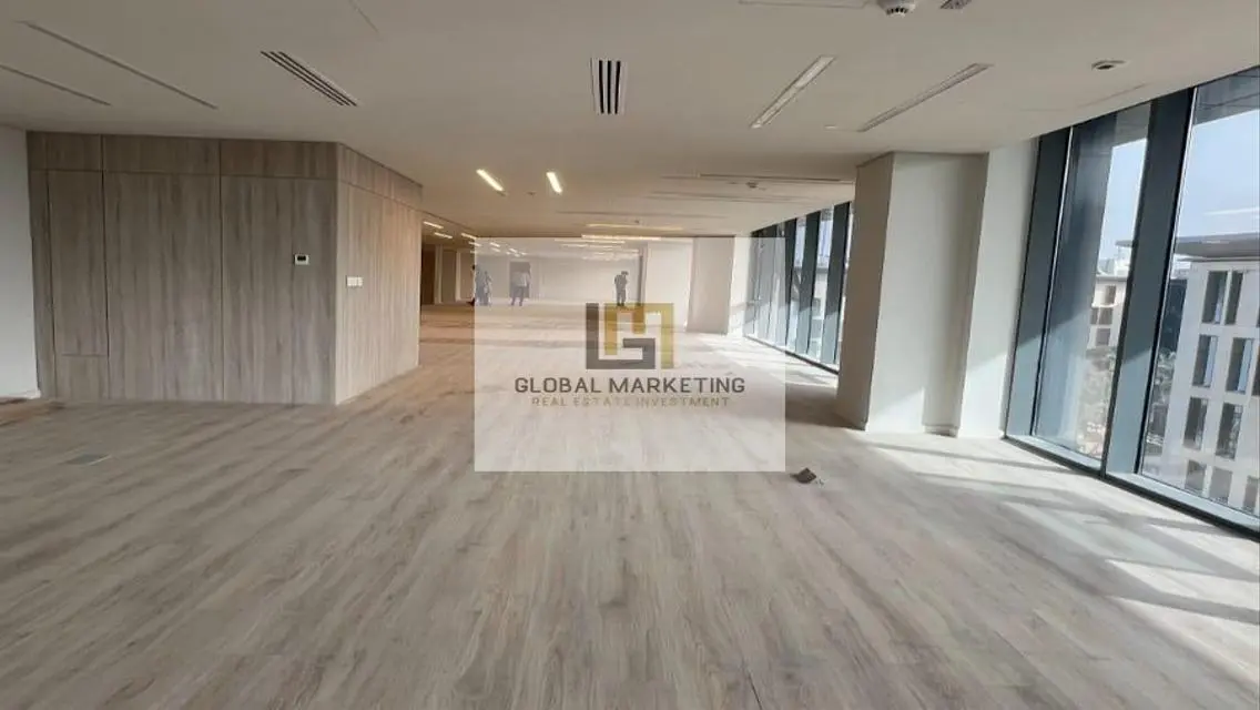 Spacious 600 Sq Meter Office for Rent