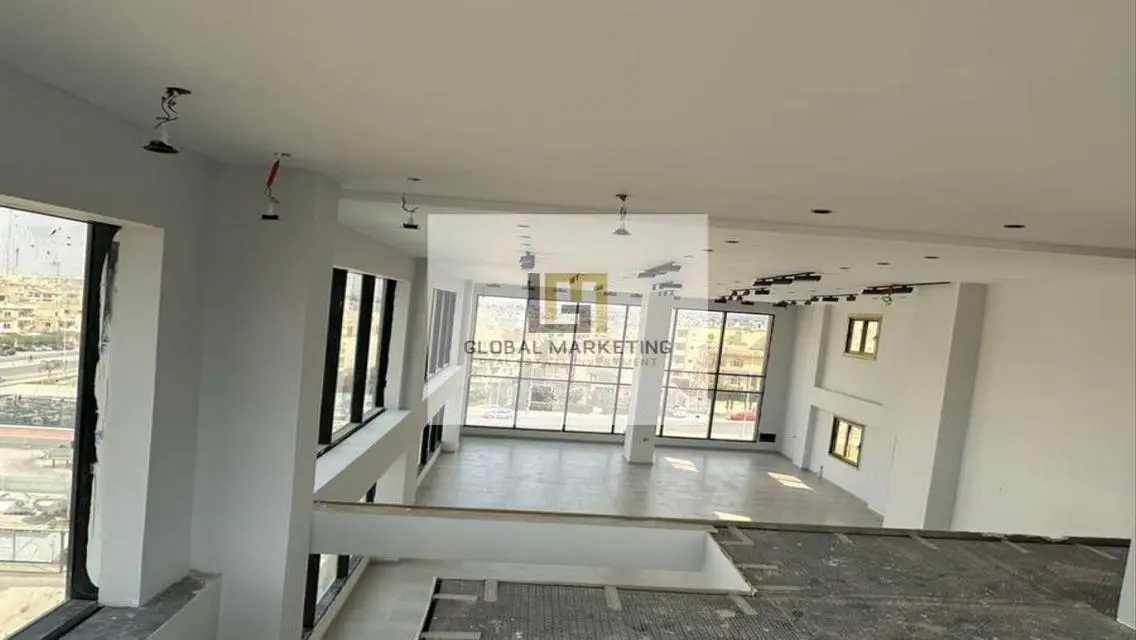 Luxury Apartment with 280 sqm Space