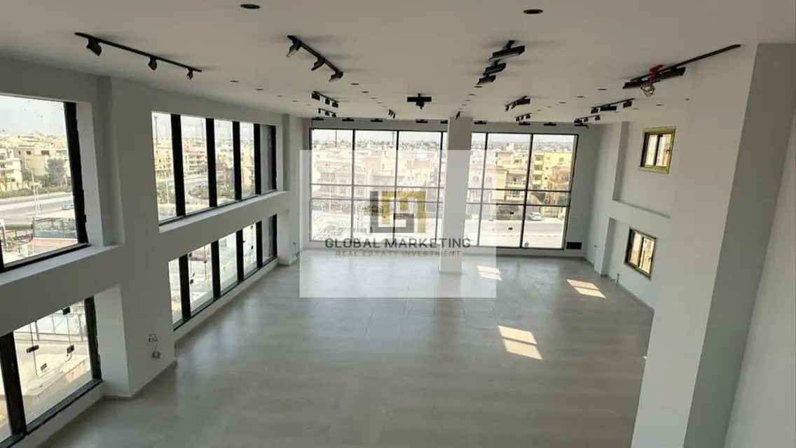 Luxury Apartment with 280 sqm Space