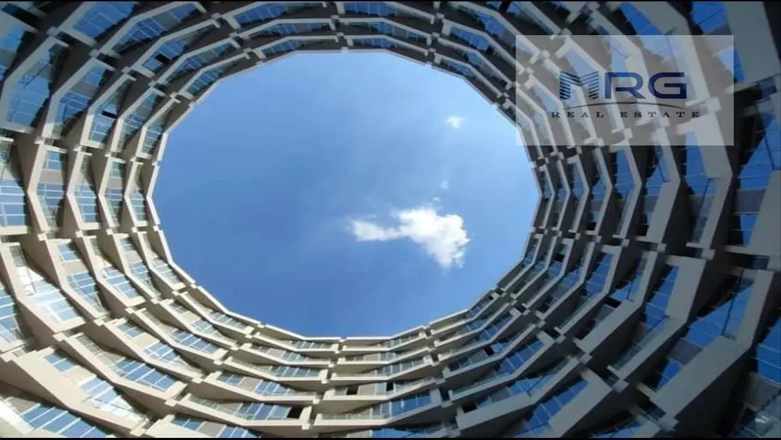 Luxury Apartment with Private Pool for Sale in MRG