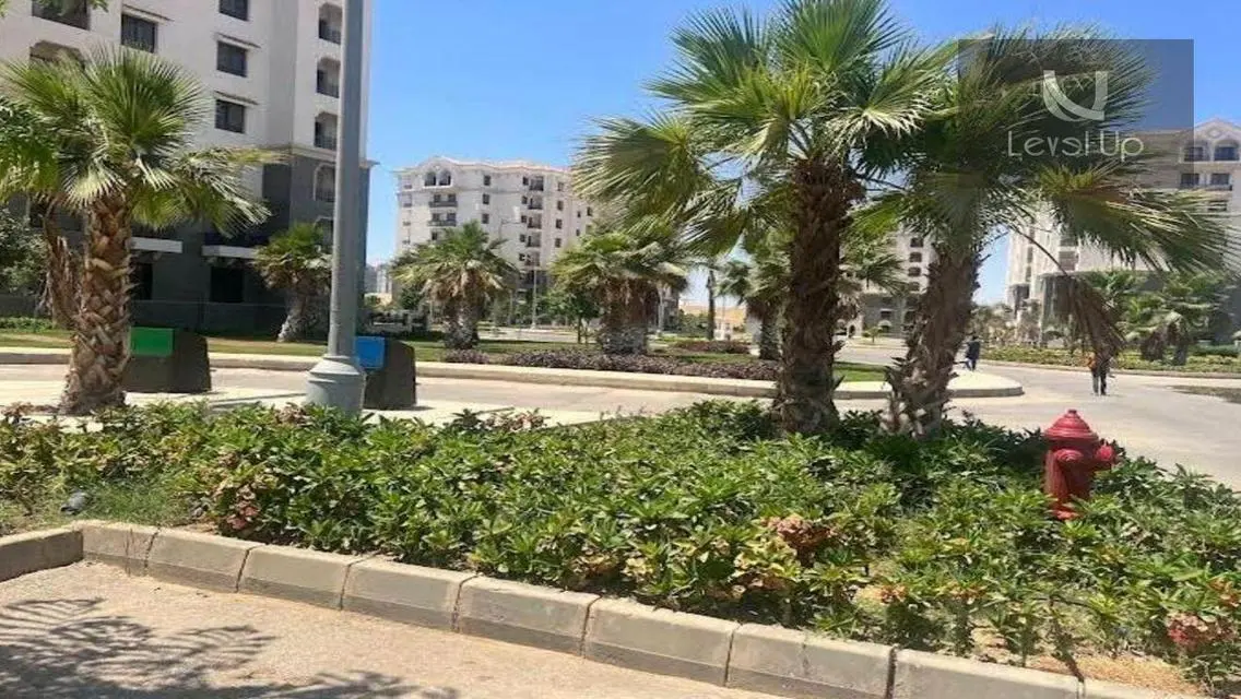 شقة فاخرة بمسبح خاص في قلب المدينة