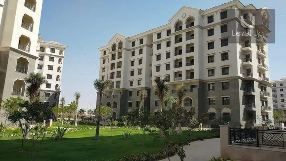 شقة فاخرة بمسبح خاص في قلب المدينة