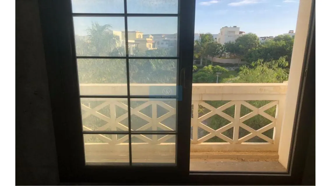 Luxurious Apartment 257 Sqm in N375