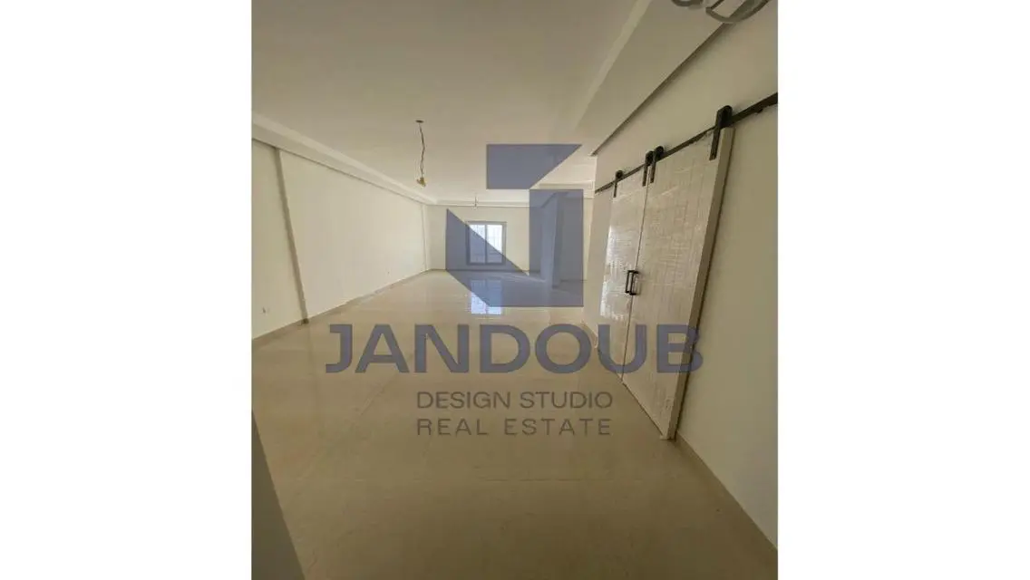 Stunning Apartment in Platinum at a Great Price