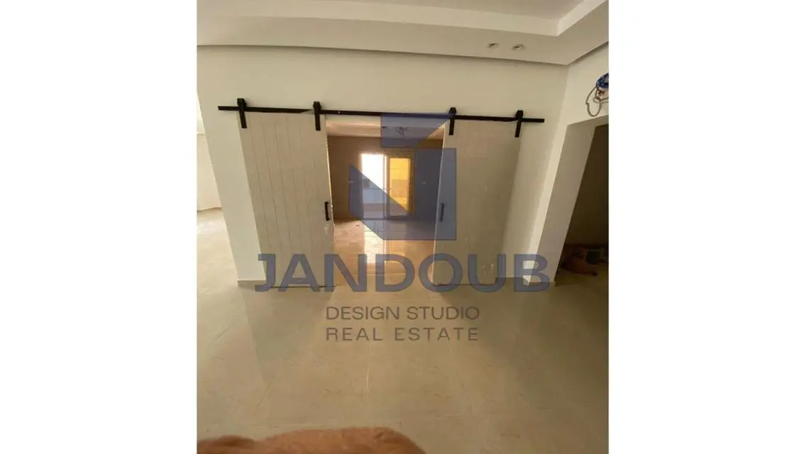 Stunning Apartment in Platinum at a Great Price