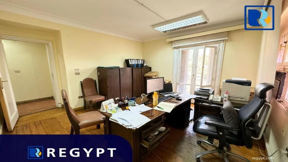 شقة مميزة للإيجار بمساحة 250 متر