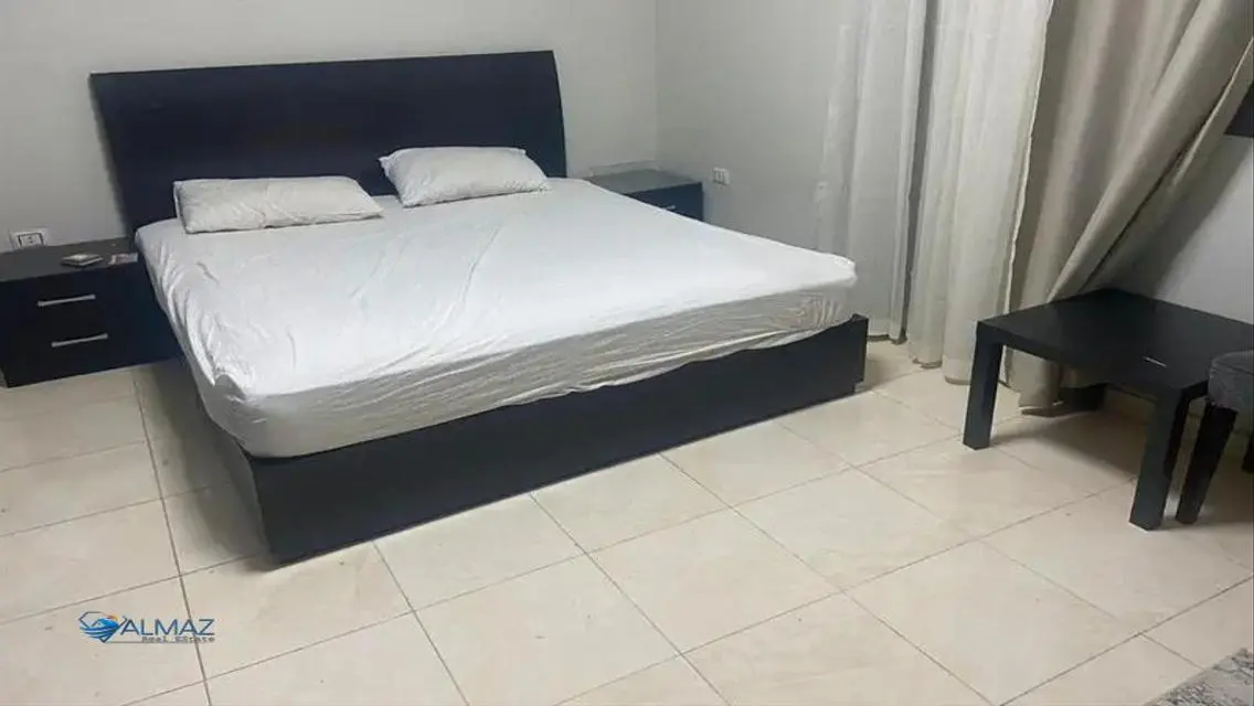 شقة رائعة للبيع بمساحة 200 متر