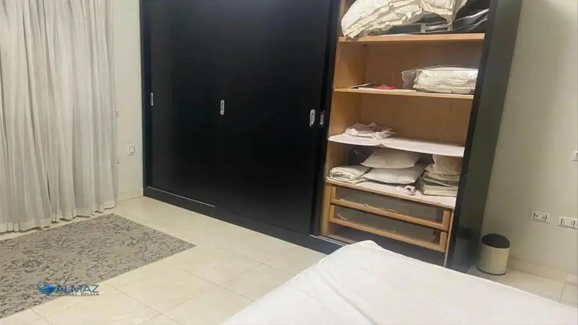 شقة رائعة للبيع بمساحة 200 متر
