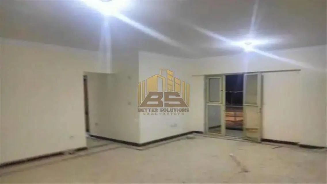 شقة فاخرة للبيع مع إطلالة رائعة على المعلم الرئيسي