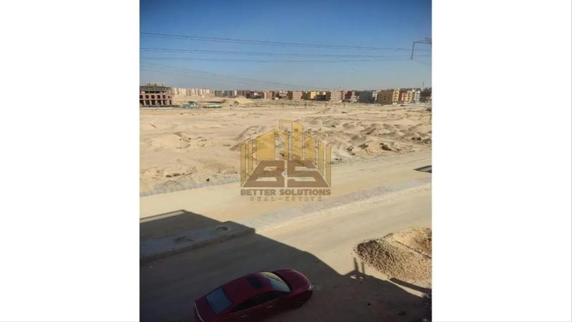 شقة تحفة للبيع علي التسعين العبور الجديدة